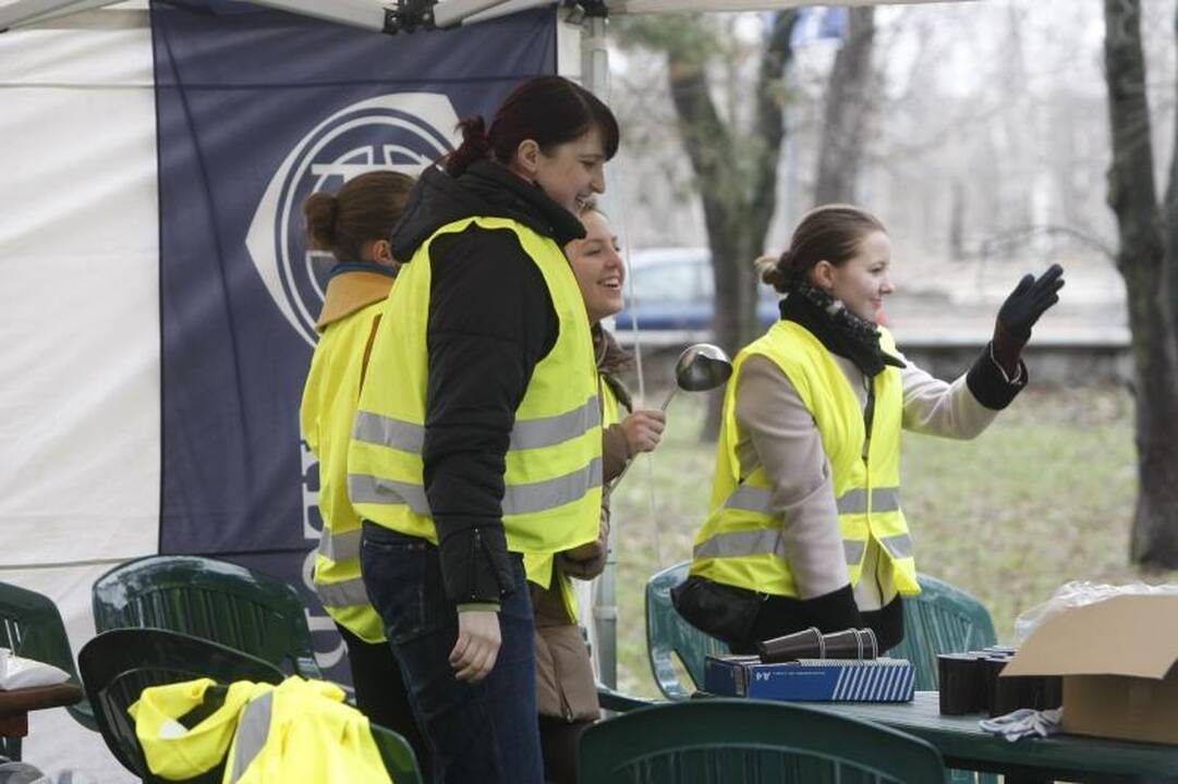 Klaipėdos Jūros parką švarino talkininkai