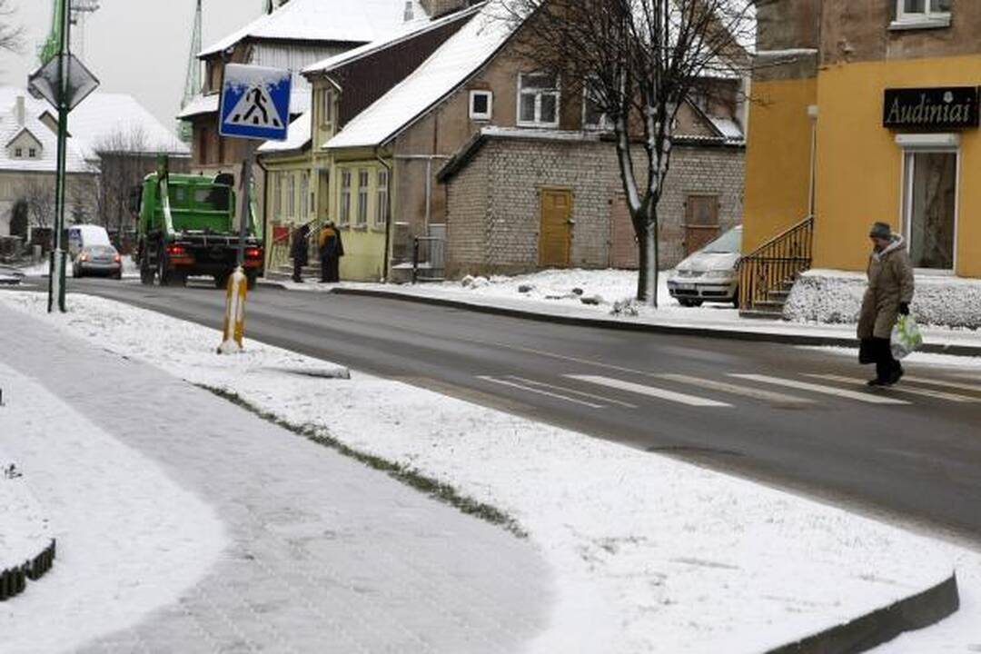 Klaipėdos kelininkai: pirmasis sniegas dzin
