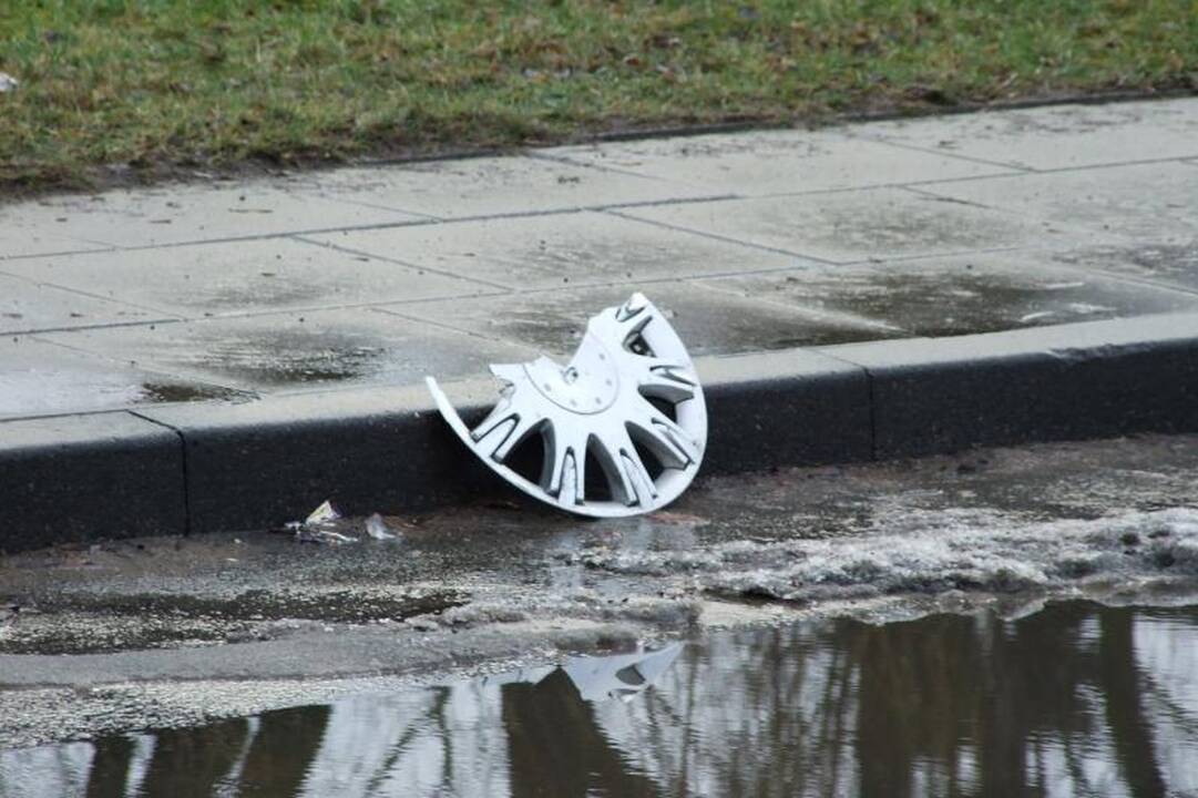 Kuriose Klaipėdos gatvėse tyko pavojingiausios duobės? (pranešk!)
