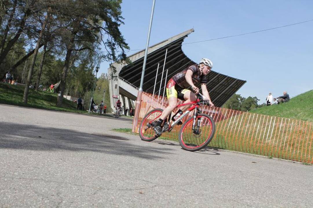 Greičiausi – „Velostreet-Fuji Team“ komandos dviratininkai