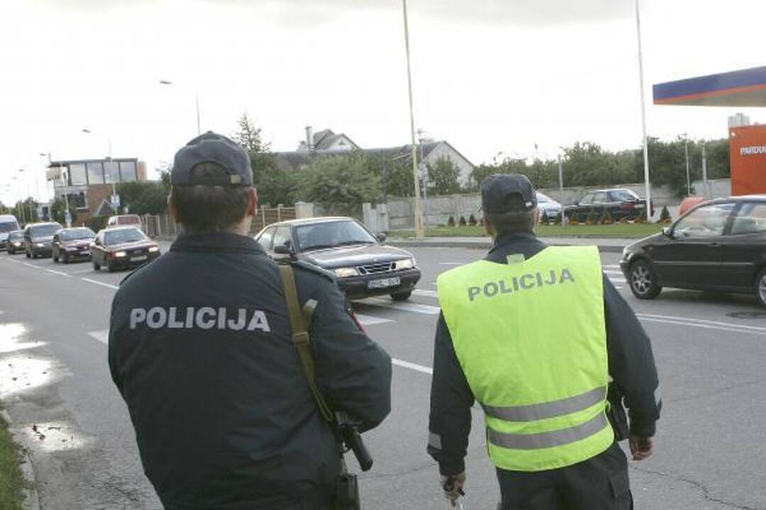 Kauną apjuosė policijos ir specialiųjų tarnybų žiedas