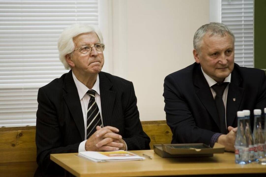 Istorinį krepšininkų triumfą minėjo ir V.Adamkus, ir LTOK prezidentė