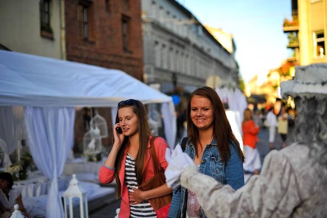 Kaune ketvirtadienio vakarą karaliavo balta spalva