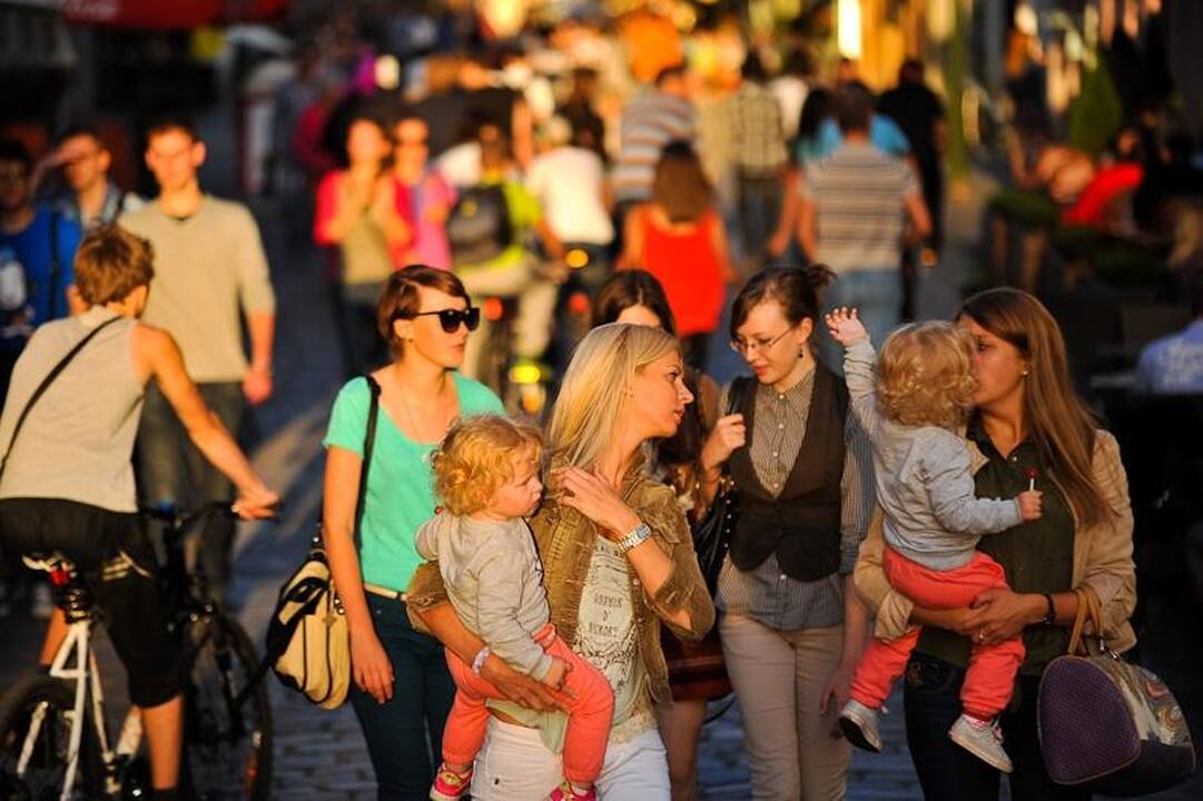 Kaune ketvirtadienio vakarą karaliavo balta spalva