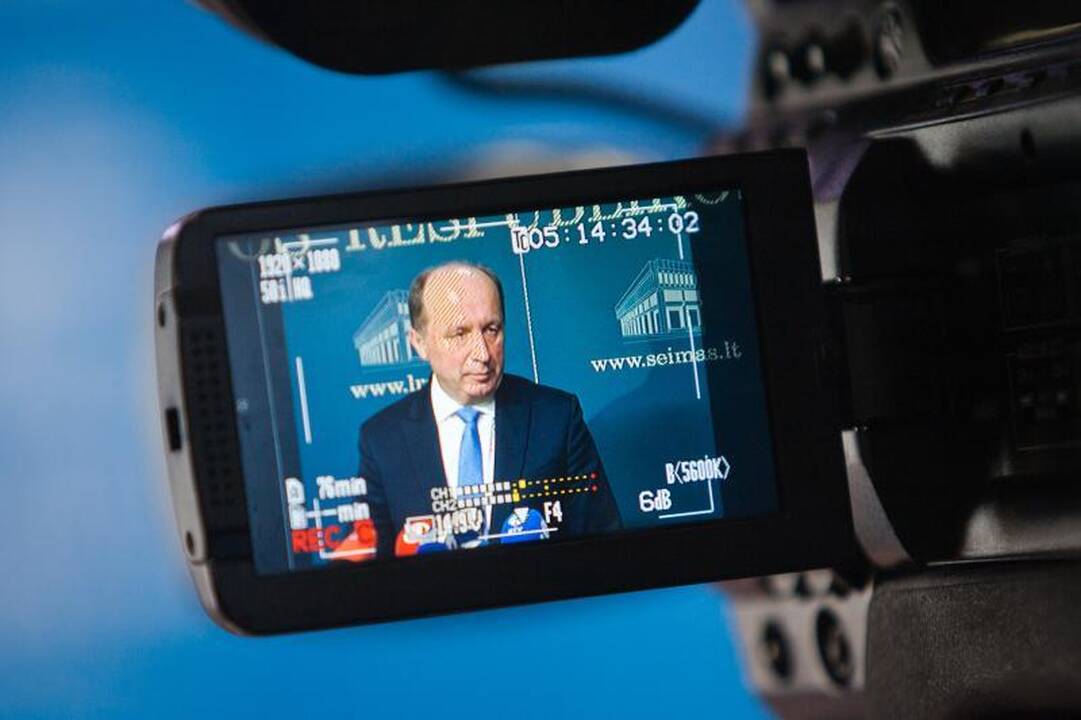 A.Kubilius ragavo olimpiečių maisto ir apžiūrėjo jų kambarius