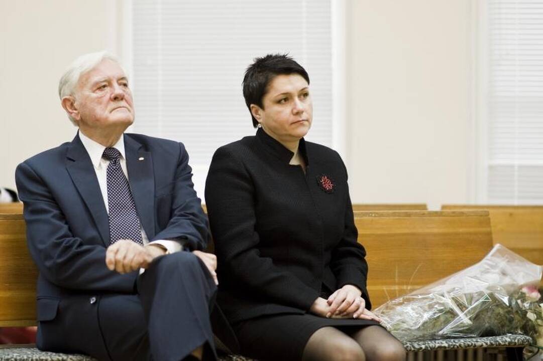 Istorinį krepšininkų triumfą minėjo ir V.Adamkus, ir LTOK prezidentė