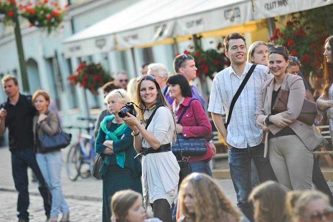 Kaune ketvirtadienio vakarą karaliavo balta spalva