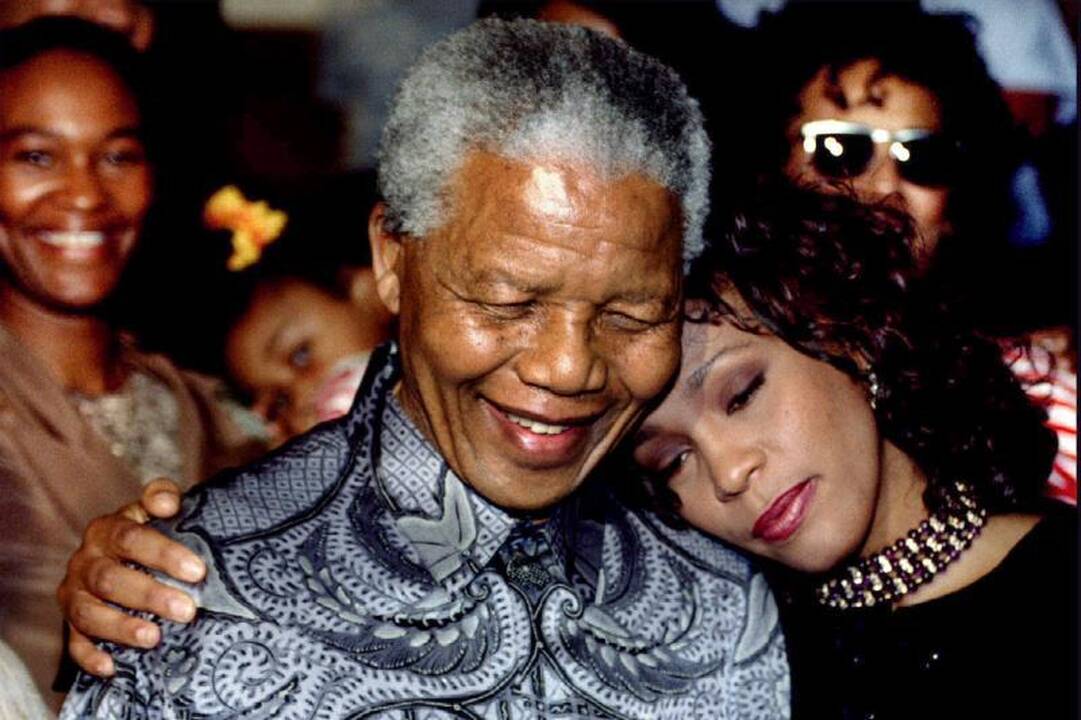Whitney Houston: tragiška įspūdingos istorijos pabaiga