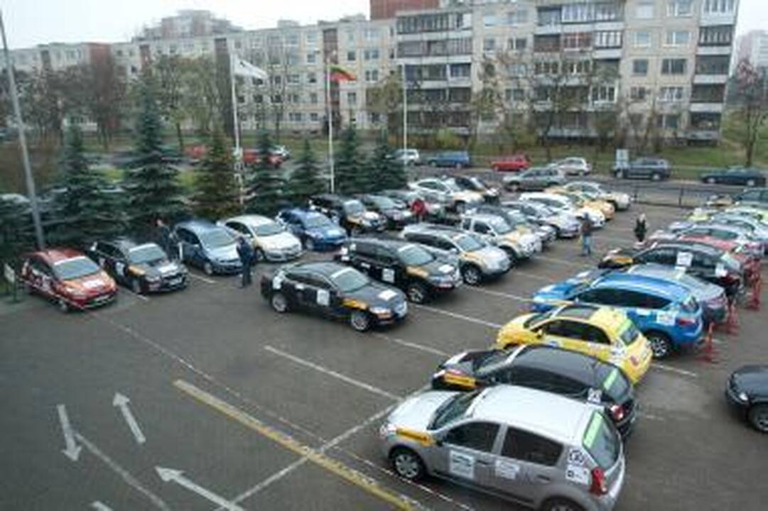 "Metų automobilio 2009" konkurse – net 33 dalyviai