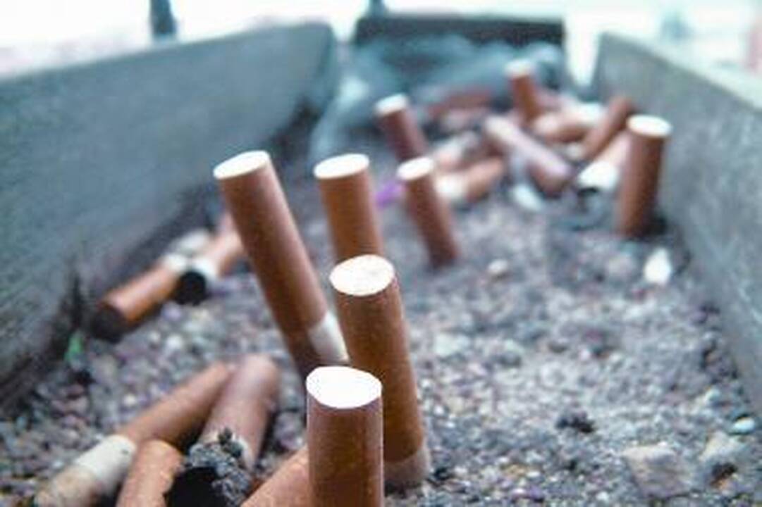 Pasirinkimas: pinigus cigarečių dūmais paleidžiantys rūkaliai turi alternatyvą – mesti rūkyti gali įvairiausiais būdais.