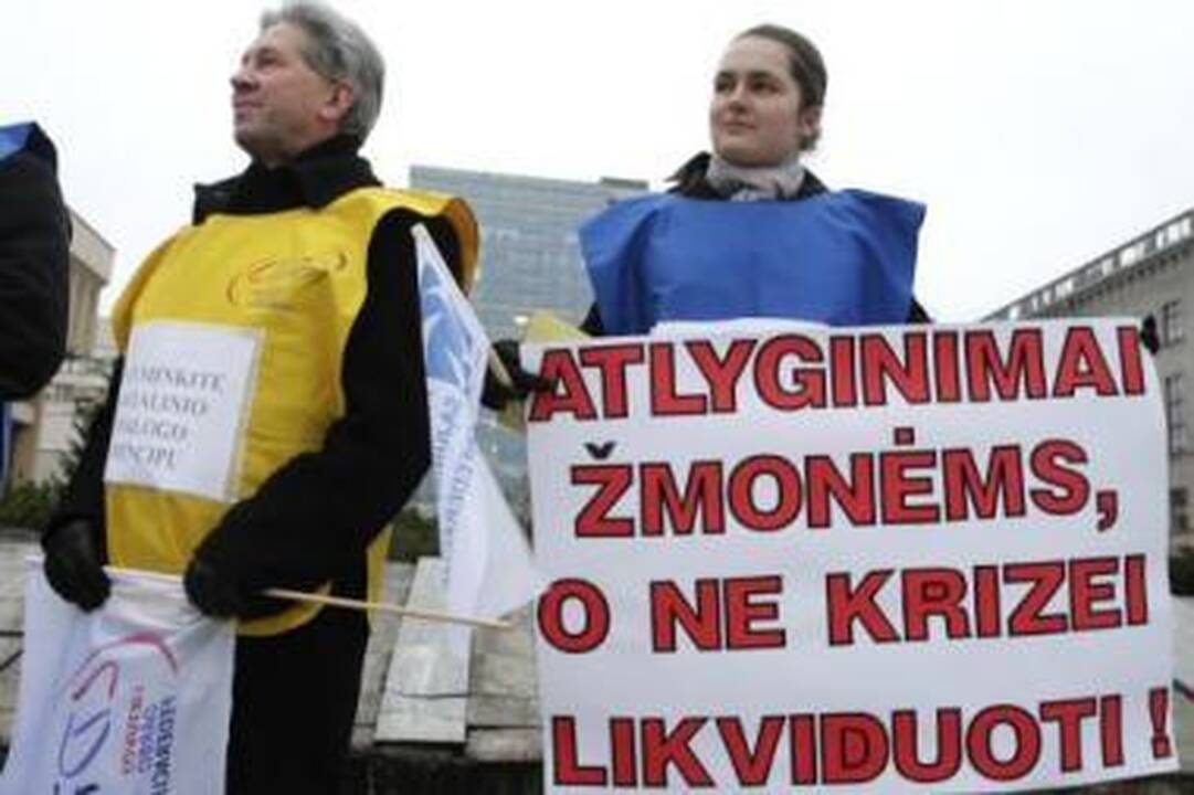 Premjero kabinetas A.Kubiliaus dar palauks