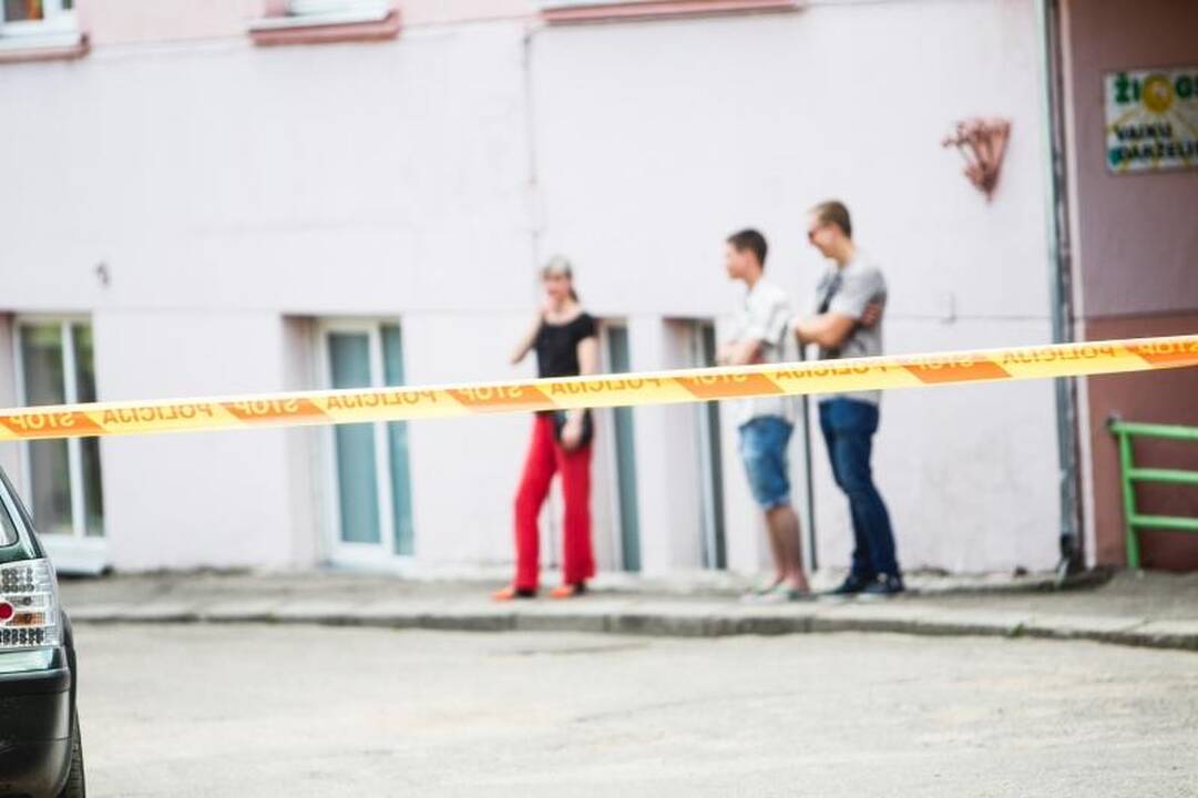 Atomazga: po automobiliu rastas mįslingas prietaisas sunaikintas