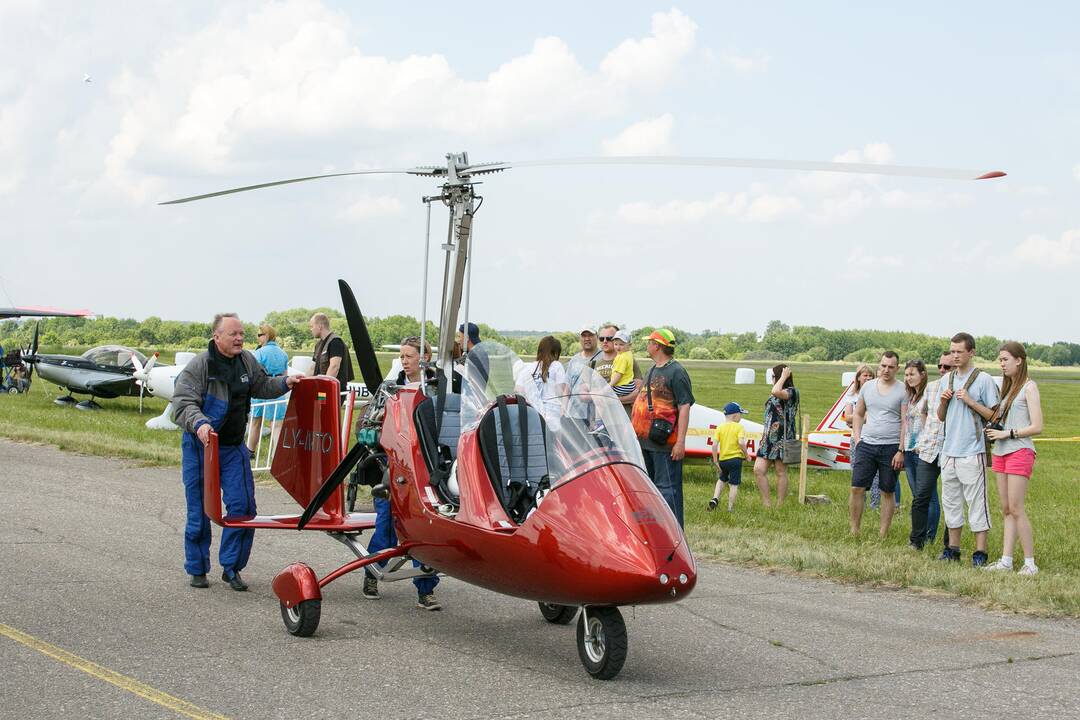 Aviacijos šventė S.Dariaus ir S.Girėno aerodrome