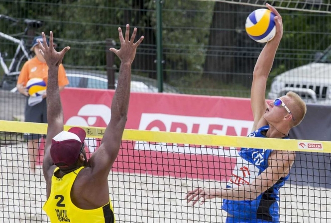 A. Rumševičius ir L. Každailis pralaimėjo pasaulio čempiono vedamai Brazilijos porai