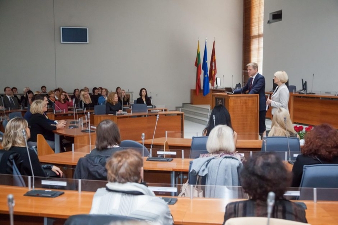 Profesinės šventės proga sostinės socialiniams darbuotojams – šilti padėkos žodžiai