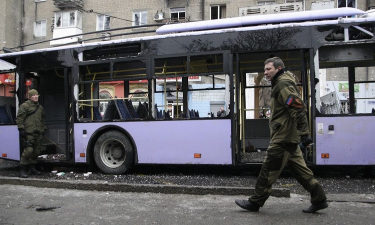 Donecke sviedinys sunaikino troleibusą