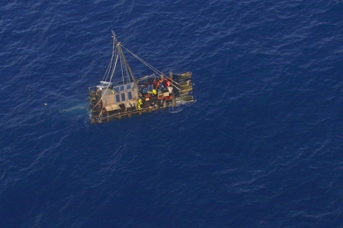 Plausto „Kon-Tiki 2“ įgula 114 dienų išbuvo Ramiajame vandenyne