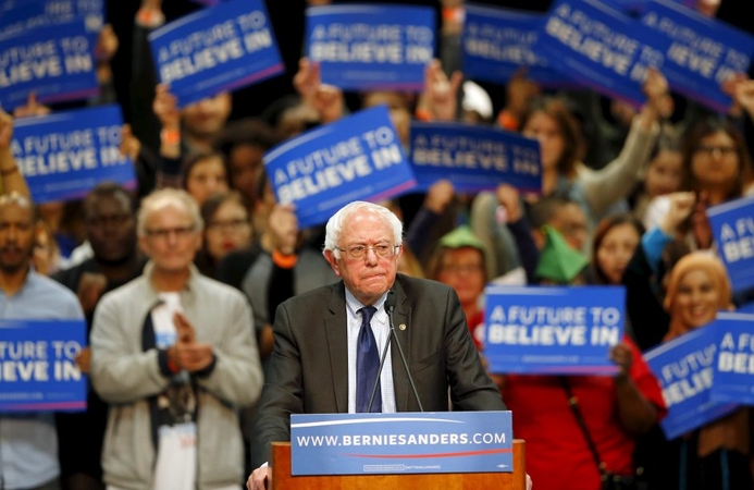 Aidahe ir Jutoje B. Sandersas užtikrintai įveikė H. Clinton