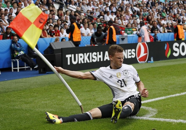 Vokietijos rinktinė palaužė Šiaurės Airijos futbolininkus ir tapo grupės nugalėtoja