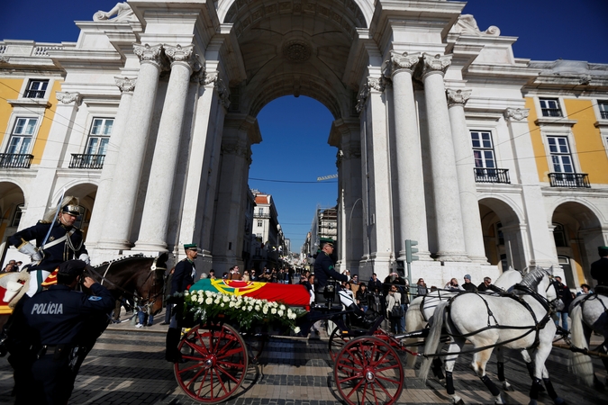 Portugalija atsisveikina su savo demokratijos tėvu