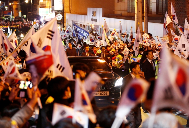 Protestai dėl atstatydintos Pietų Korėjos prezidentės pareikalavo aukų