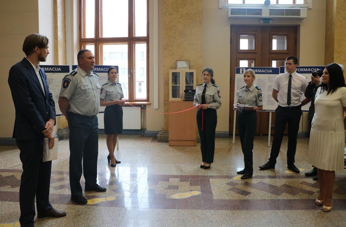 Policijos bibliotekėlėmis galės pasinaudoti ir traukinių keleiviai