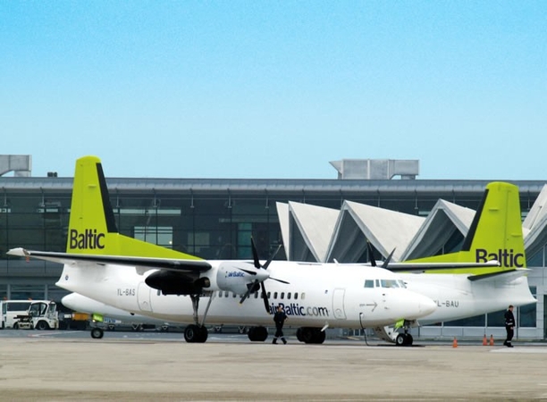 „AirBaltic“ atmetė „Estonian Air“ nesąžiningos konkurencijos kaltinimus