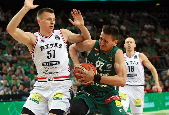 „Žalgiris“ sutrypė „Ryto“ komandą ir vėl tapo LKL čempionu