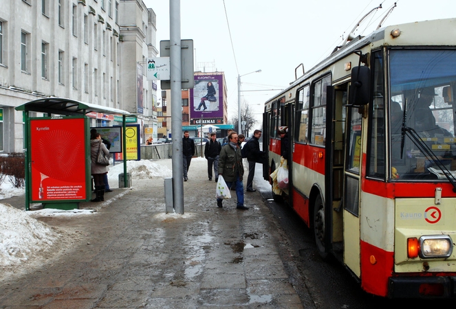 Galime ramiau atsikvėpti: ant galvų nelis ir nesnigs