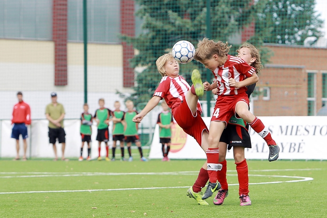 Futbolo mokyklos direktorių taurė liko Klaipėdoje