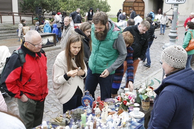 Klaipėdoje vėl veikia blusų turgus