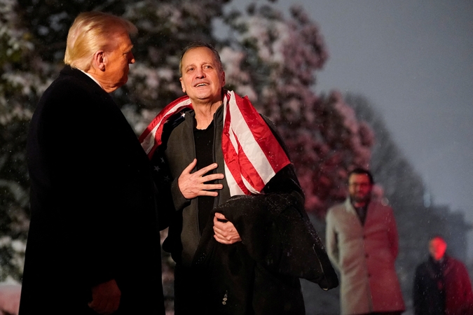 Į JAV grįžo Rusijoje kalintas amerikiečių mokytojas