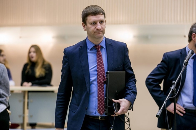 Ministras: biudžetinių įstaigų projektai neturėtų gauti Kultūros rėmimo fondo lėšų
