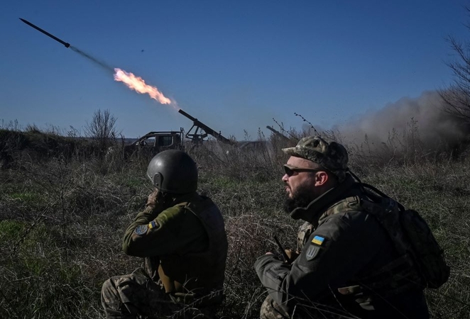 Ukrainoje vėl pratęsta karinė padėtis ir mobilizacija