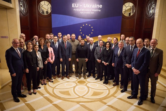 Istoriniame susitikime ES dar kartą patvirtino ilgalaikę paramą Ukrainai