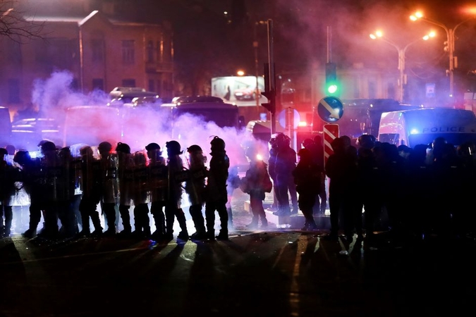 Prie Sakartvelo parlamento kilo proeuropietiškų protestuotojų ir policijos susirėmimai