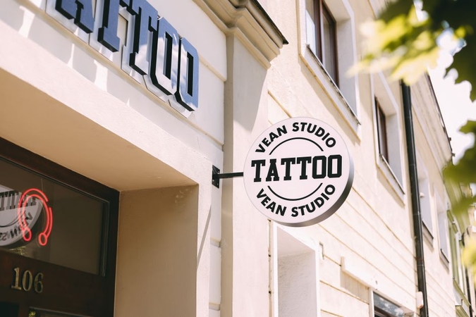 13 sėkmės paslapčių pasauliniame VEAN TATTOO studijų tinkle