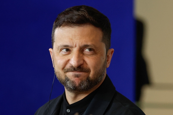 Zelenskis: ataka prieš rusų aviaciją buvo tolimiausio nuotolio Ukrainos operacija