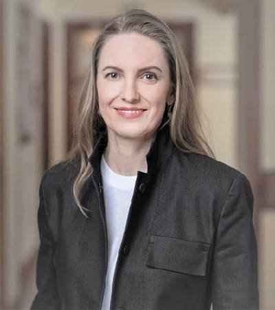 Tyli: R. Gaudinskaitė pastebi, kad dalis paauglių, net ir susidūrę su itin šokiruojančia informacija ar problemomis internete, šia patirtimi su suaugusiaisiais nesidalija. 