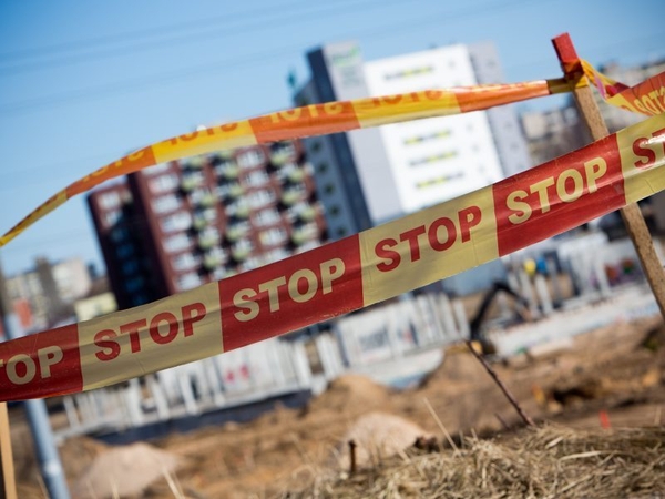 FNTT: statybų darbus dirbęs ir mokesčius slėpęs klaipėdietis aiškinsis teisme