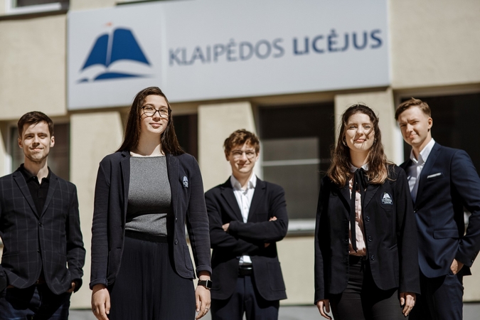 Geriausiai visus egzaminus Klaipėdoje ir vėl išlaikė Klaipėdos licėjaus abiturientai
