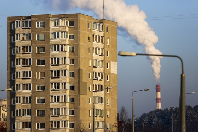 Šildymo sezono pradžios fiasko: sistema stringa, gyventojai įstrigę eilėse