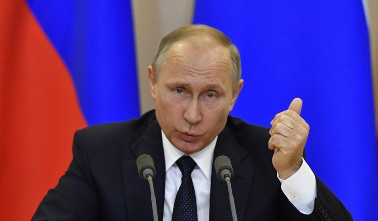 Vladimiras Putinas.