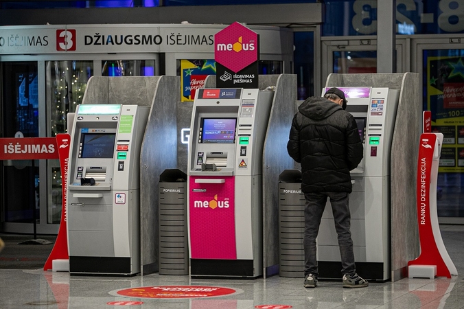 LBA: bankų solidarumo mokesčio įstatymo korekcijos esmės nekeičia