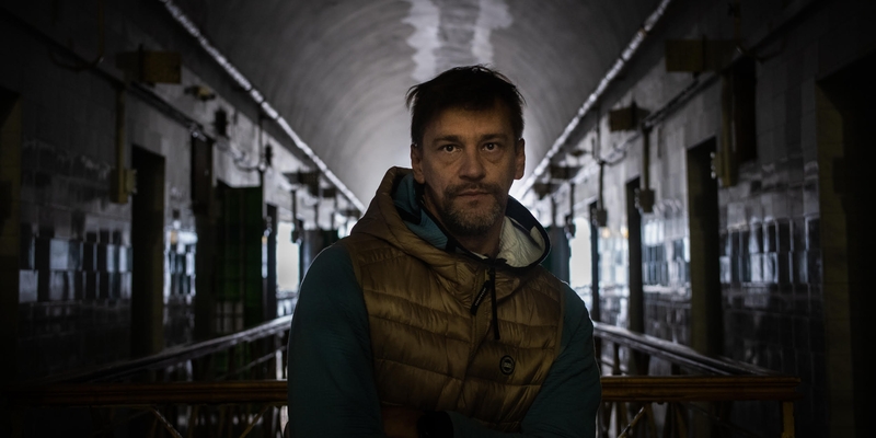 Režisierius D. Ulvydas imasi legendinio „Vilniaus pokerio“ ir siūlo tapti savo naujo filmo dalimi
