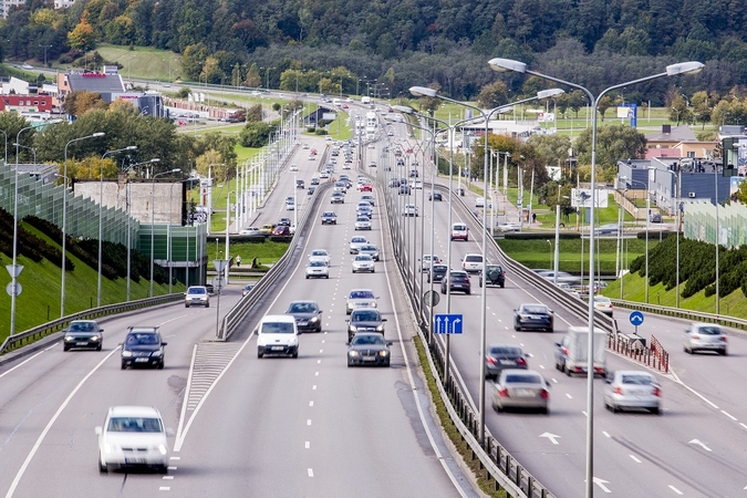 I. Šimonytė: ministerijai pavesta ieškoti kitų e. tollingo diegimo būdų
