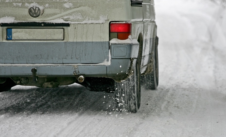 Savivaldai numatoma perduoti apie 800 km valstybinių kelių 