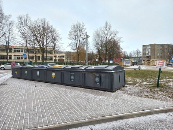 Išsuktus miesto konteinerių varžtus, kainuojančius daugiau kaip  5 tūkst. eurų, pardavė už „centus“