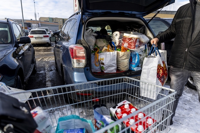 Žiniasklaida: lietuvių išlaidos Lenkijoje pernai sparčiai paaugo