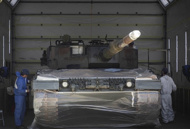 Šakalienė: dėl „Leopard“ tankų surinkimo deramės